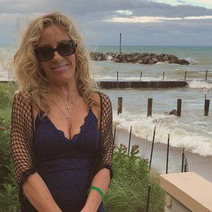 Meet your Posher, Roseanne